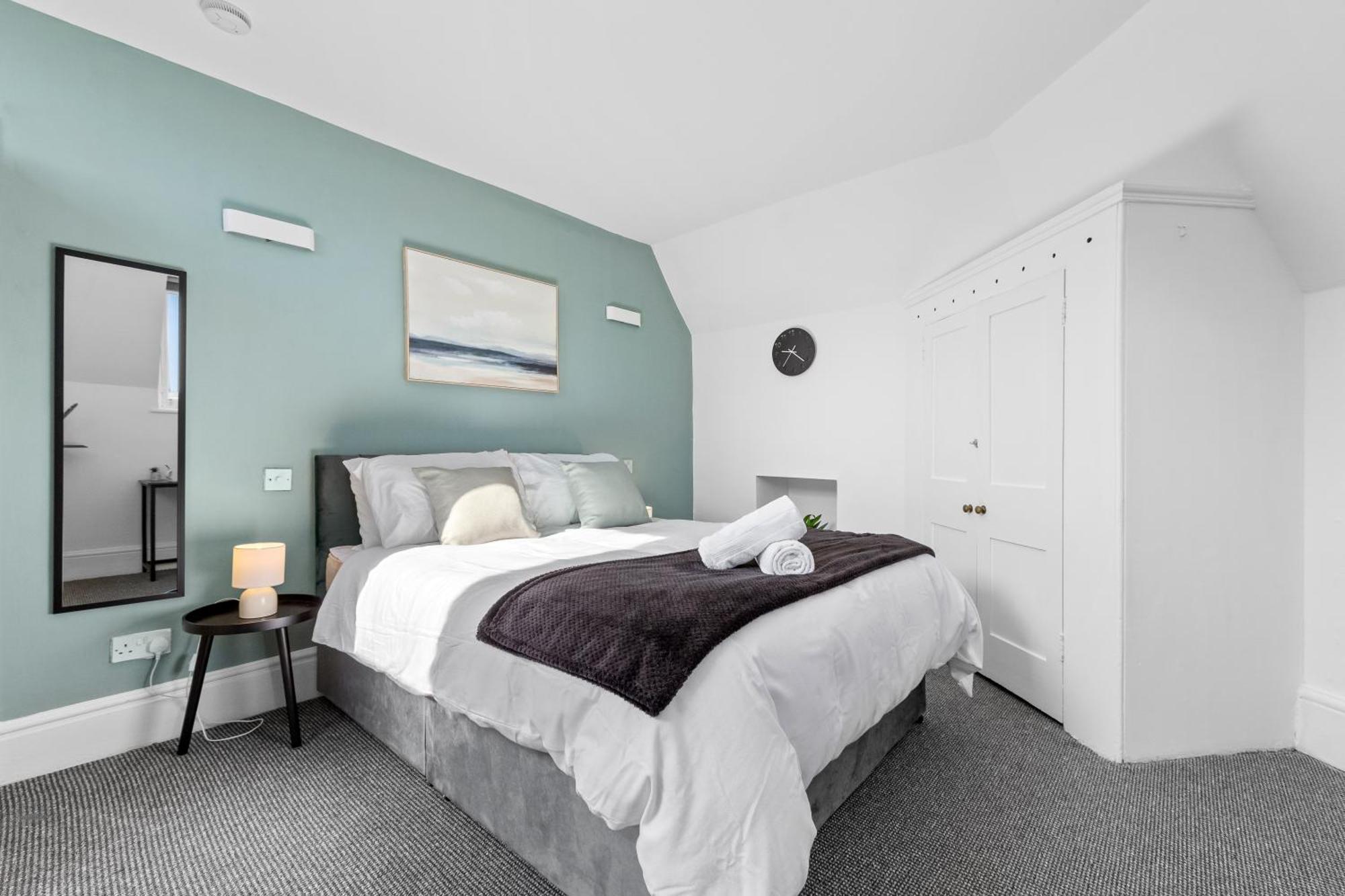 Ahava House Bigger Savings-central Brixton-wifi-4br Londres